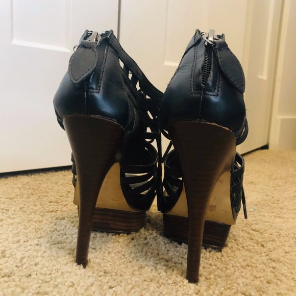 Lace Up Platform Pumps - Picture 4 of 4